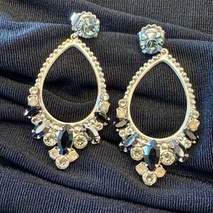 Sorrelli Silver and Black Crystal Earrings EUC